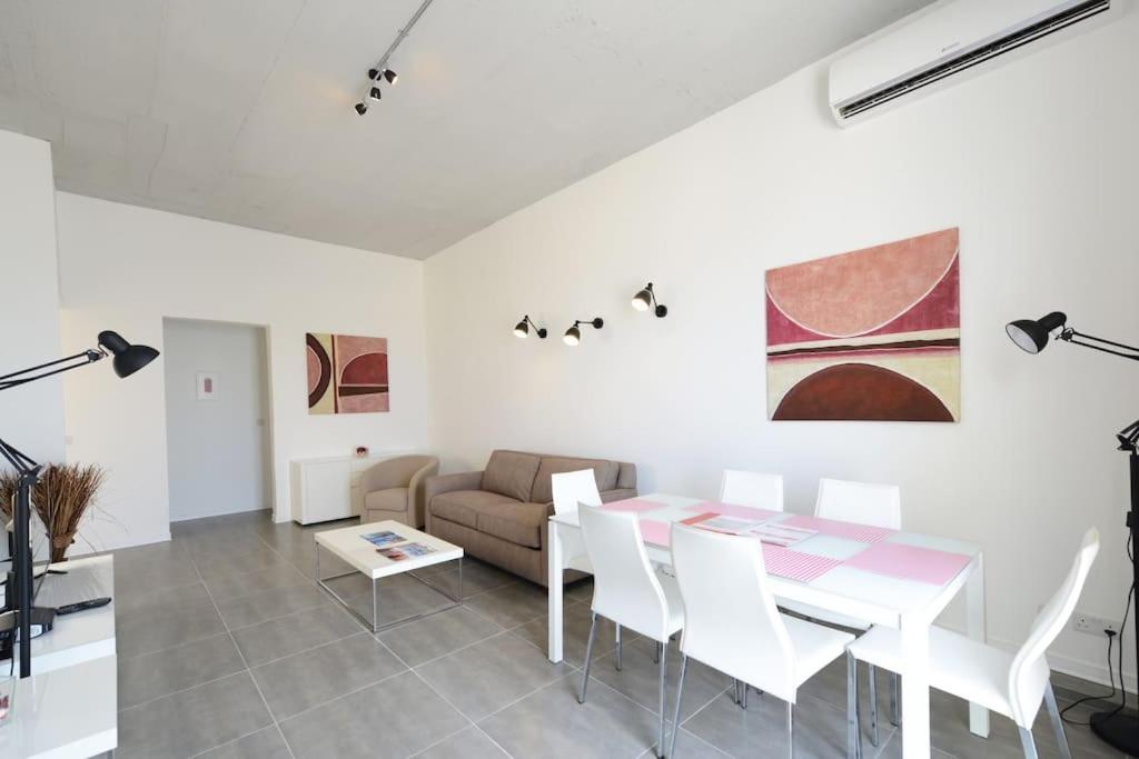 Vallettastay - Harbor View Gem- Sea View 1 Bed Apt Екстер'єр фото